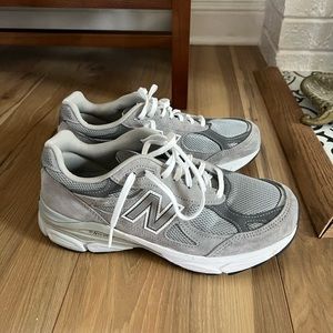 New Balance 990 v5 heritage collection tennis shoes